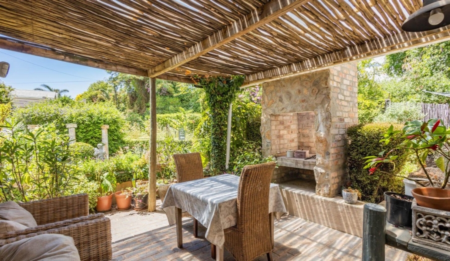 5 Bedroom Property for Sale in Caledon Western Cape